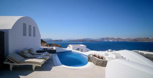 Bed & Breakfast Acro Blue Luxury Villas