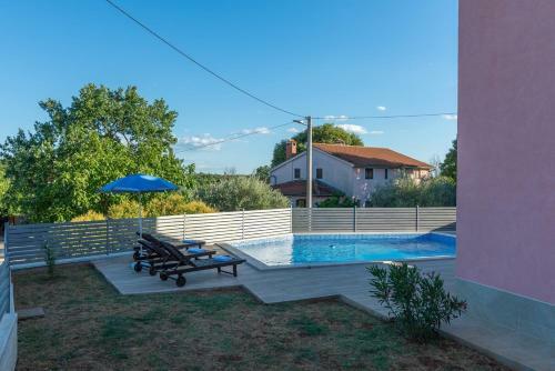 Apartment Mariuccia With Private Pool