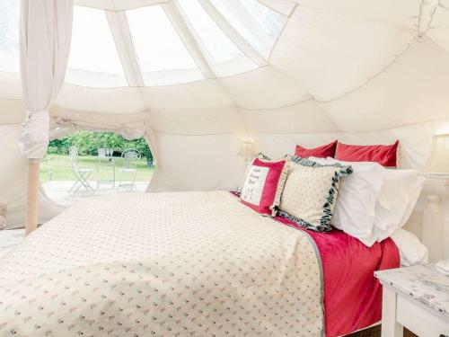 Apple Blossom Yurt