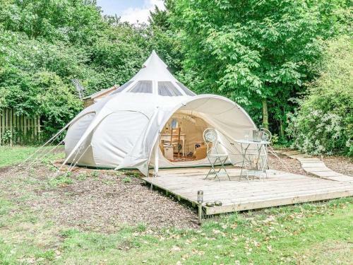 Apple Blossom Yurt