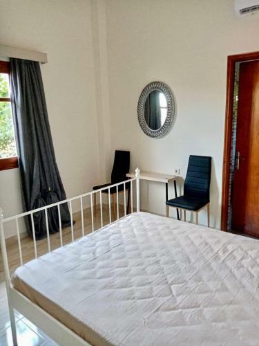 Apartamento Amarynthos Country House