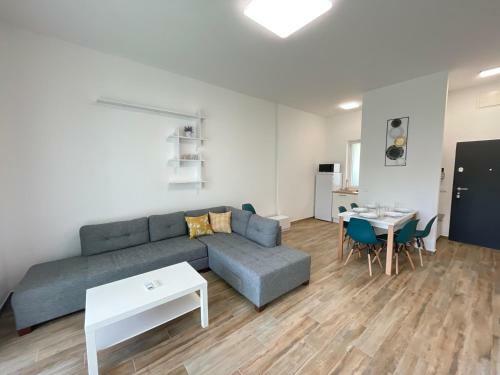 Aranyh�d Deluxe Apartman