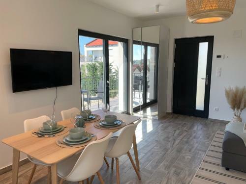 Meshy Deluxe Apartment