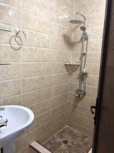 Apartment 605b