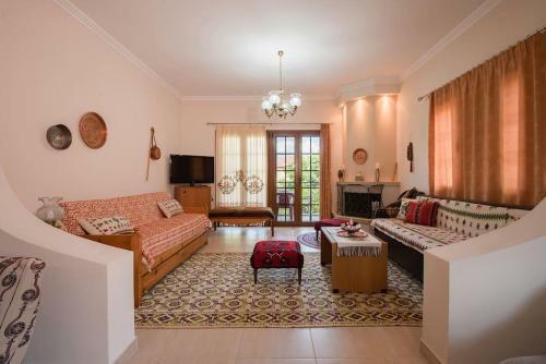 Apartamento ???????? ?????????? 130?.?. 1?? ?????? ?? ??????? ?????
