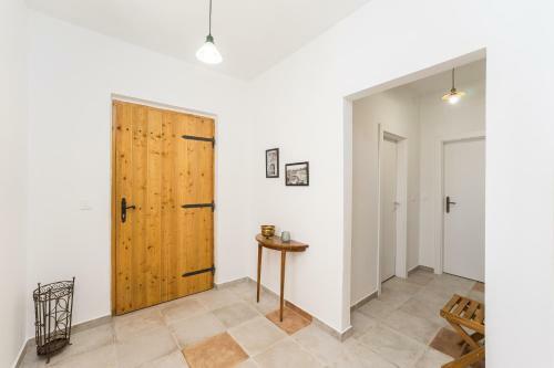 Luxury Villa Aenona