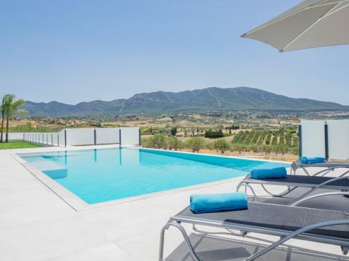 Cubo's Los Javieles Infinity View Pool