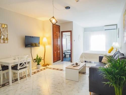 Apartamento Cubo's Las Palmeras Urban Room 204