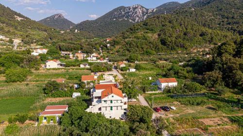 Viboni Apartments Zuljana