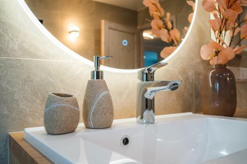 Otep�� Holiday Apartment With Jacuzzi
