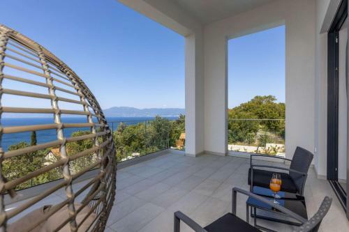 Beautiful Villa Aoora