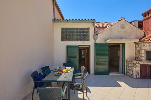 Hedera Estate, Villa Hedera IX