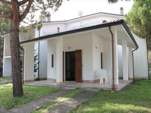 Holiday Home Pino Tre Lido Di Volano
