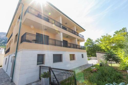 Hostal Vila Iris Ba?ka 2