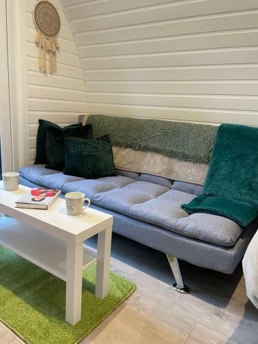 Paddock Pod For 4 & Private Hot Tub