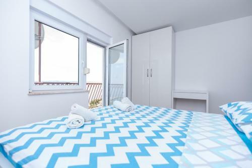Beach Spacious Apartment