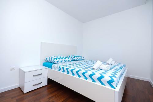 Beach Spacious Apartment