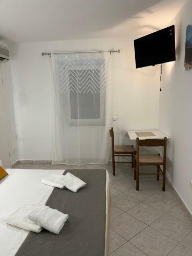 Studio Apartments Semi