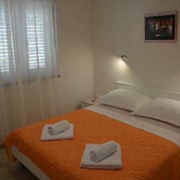 Apartments Leon