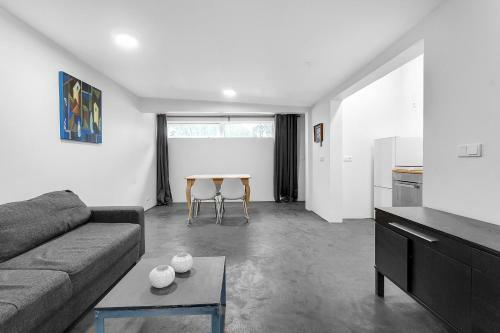 Lovely Studio Apartment With Hot Tub