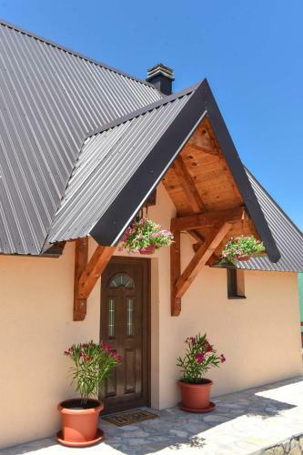 Big Bear Villas
