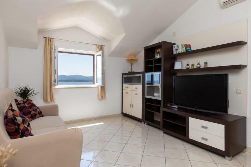 Orange Apartment