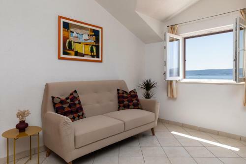 Orange Apartment