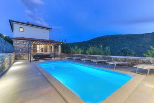 Villa Green Sky