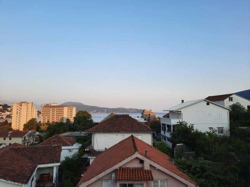 Hostal Privatan Sme?taj Igalo