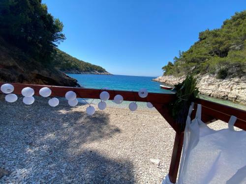 Tatinja Beach House