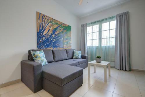 Bright And Spacious 3-bedroom Gzira Apartment