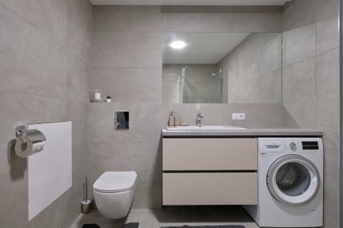 Exceptional Spacious Apartment In ?aliakalnis