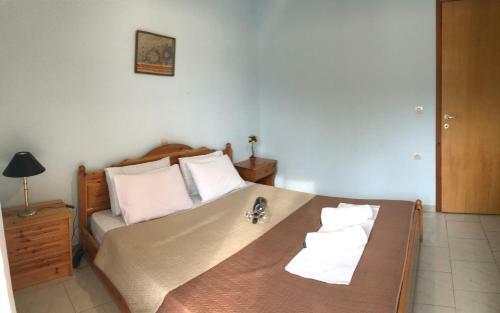 Hostal Rena Apartments