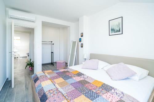Hostal Apartments Amalija