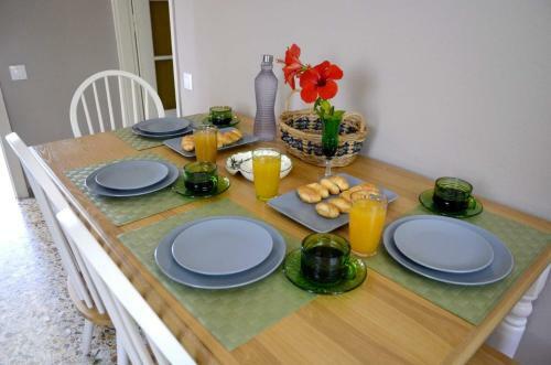 Anatol House