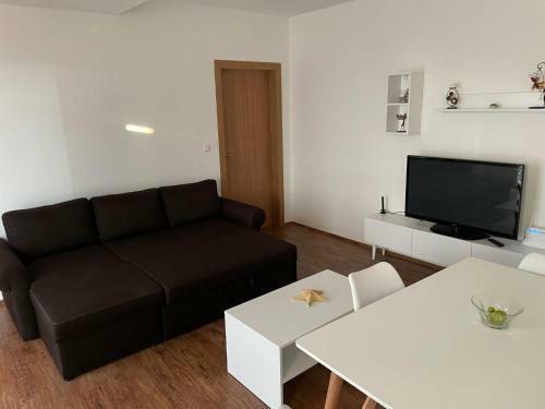 Larik Apartment