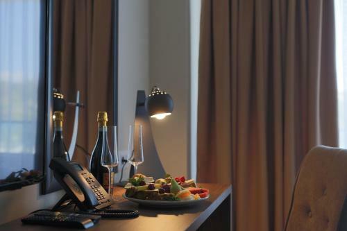 Glorius Hotel