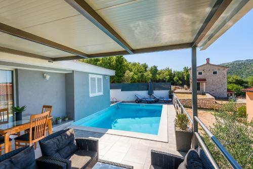 Villa Lavanda Home
