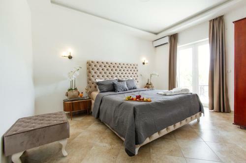 Hotel Apartment Shkreli