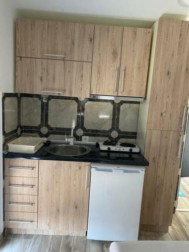 Britannia, Ulcinj Montenegro - Apartment 2