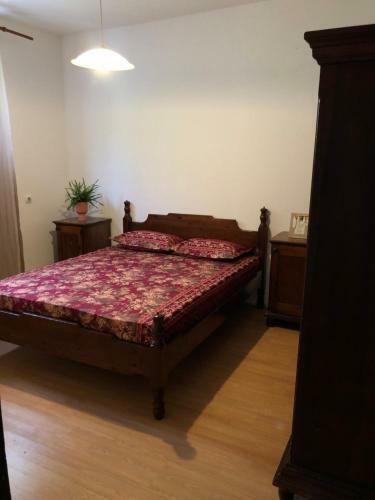 Flora Apartment - Near The Sea