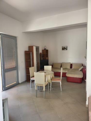 Apartman U Sutorina