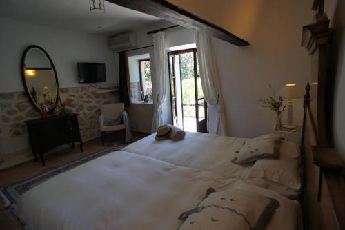 Hostal El Encinar De Arta