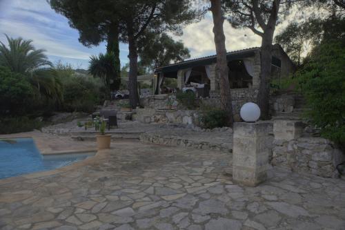 Hostal El Encinar De Arta
