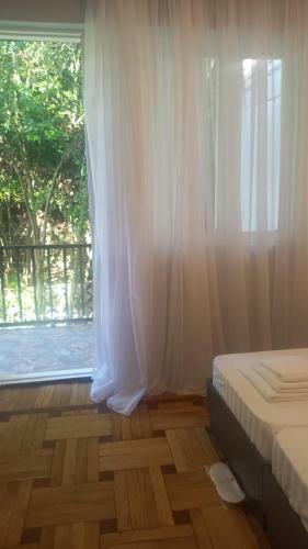 Hostal Grey House