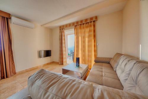 All Inclusive Apartments Lux