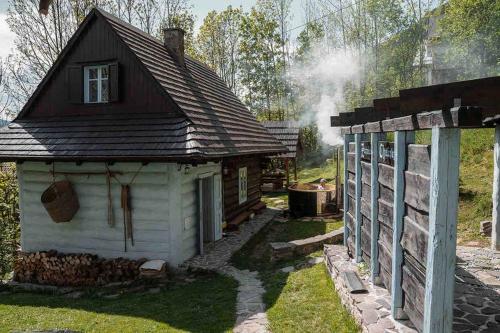 Zbojn�cke Chal�pky