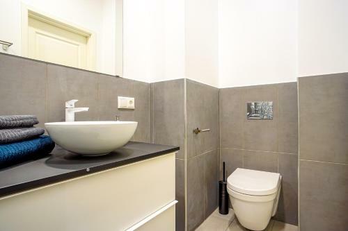 Central Studio Apartment