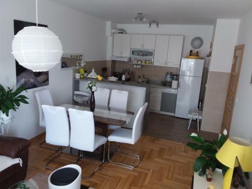 Apartamento Yellow Place Tivat