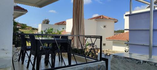 Villa Yadel Home